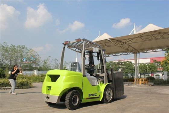 SNSC Diesel Forklift 3 Ton China Xc490 Diesel dioperasikan Forklift