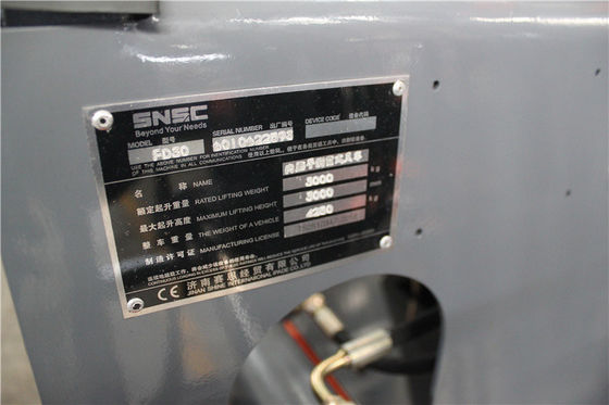 3.5T kecil Diesel Forklift Oranye Mesin Diesel Forklift Jepang Isuzu Mesin