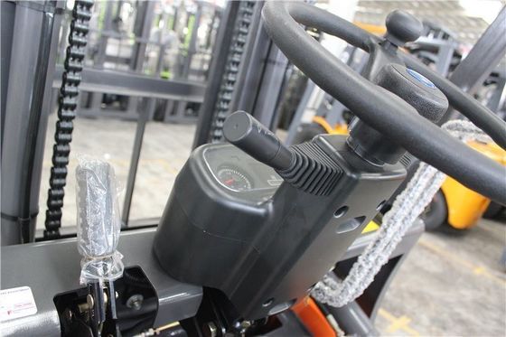 3.5T kecil Diesel Forklift Oranye Mesin Diesel Forklift Jepang Isuzu Mesin