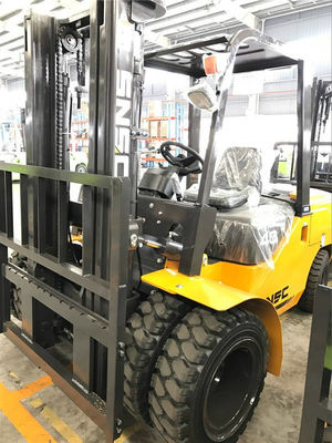 1T - 5T Forklift Truk Angkat Jepang Isuzu Mesin Diesel Forklift