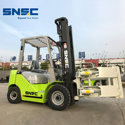 2000kgs Diesel Forklift Truk Disesuaikan 2 Tahap / 3 Tahap Mast