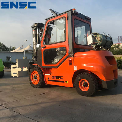 LP yang dapat disesuaikan Truk forklift bensin SNSC Warehouse Forklift
