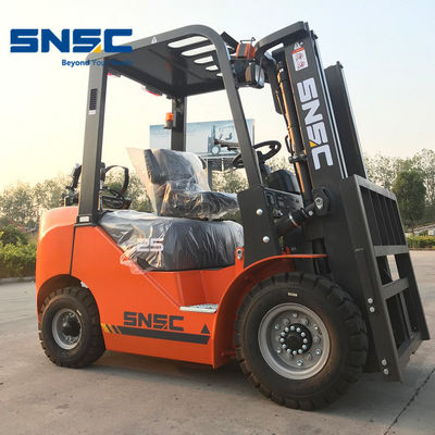 FL25 LPG Gas Forklift Jepang Nissan K25 LPG Forklift Truck SNSC