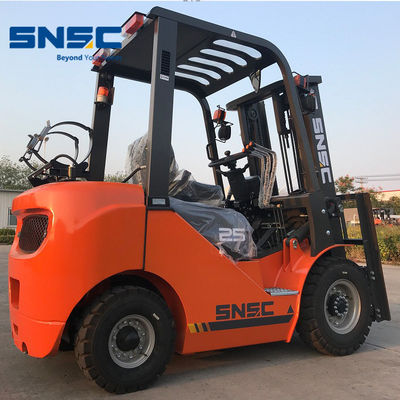 FL25 LPG Gas Forklift Jepang Nissan K25 LPG Forklift Truck SNSC
