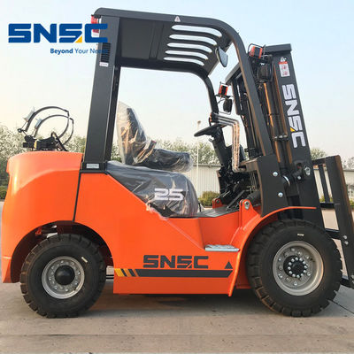 FL25 LPG Gas Forklift Jepang Nissan K25 LPG Forklift Truck SNSC