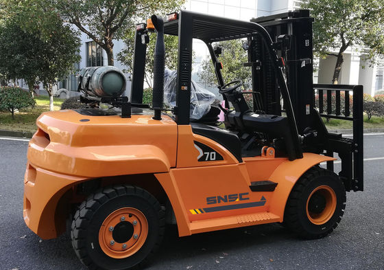 CE 7 Ton Propane Gas Forklift Gasoline Forklift Dengan Mesin PSI Amerika Serikat